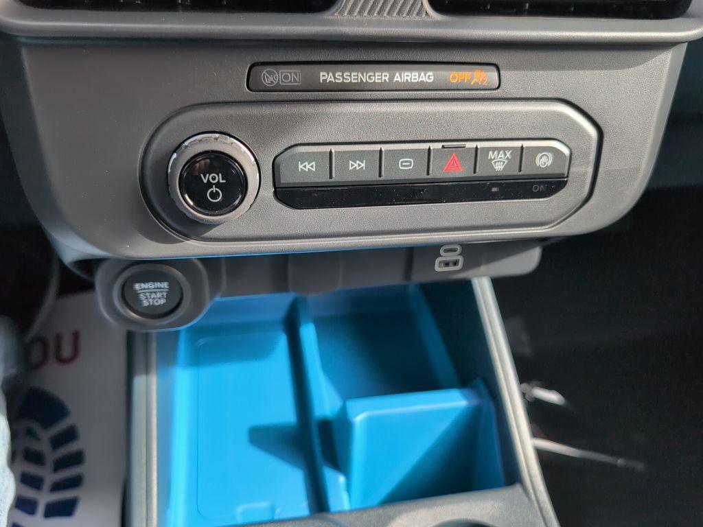 new 2025 Ford Maverick car, priced at $28,136