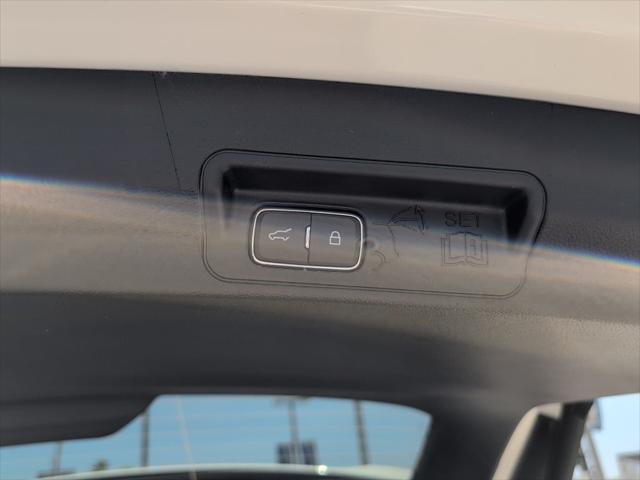 new 2025 Ford Explorer car, priced at $53,777