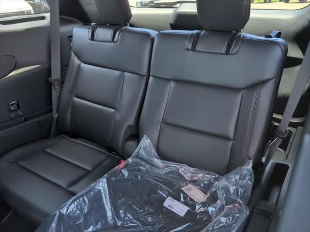 new 2025 Ford Explorer car, priced at $53,777