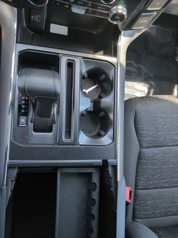 new 2025 Ford F-150 car, priced at $51,492