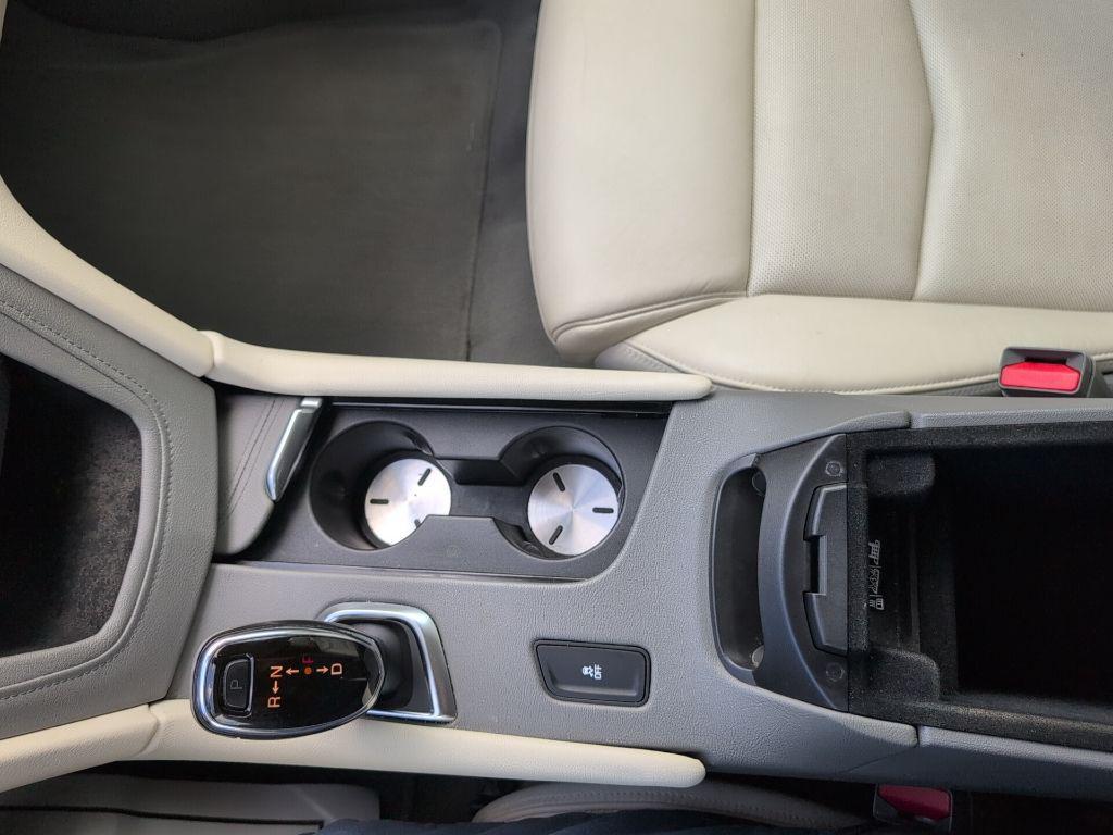 used 2017 Cadillac XT5 car, priced at $15,782