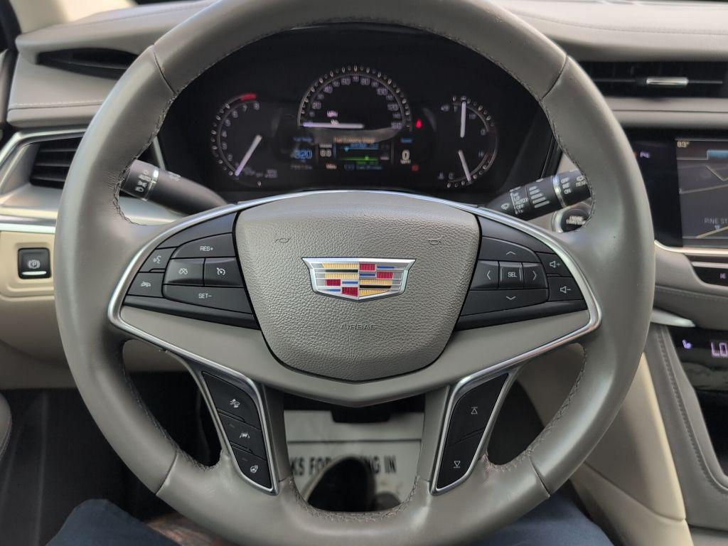 used 2017 Cadillac XT5 car, priced at $15,782