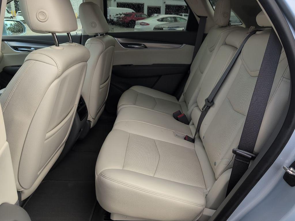 used 2017 Cadillac XT5 car, priced at $15,782