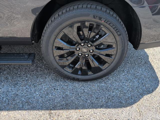 new 2025 Ford Expedition car, priced at $76,466