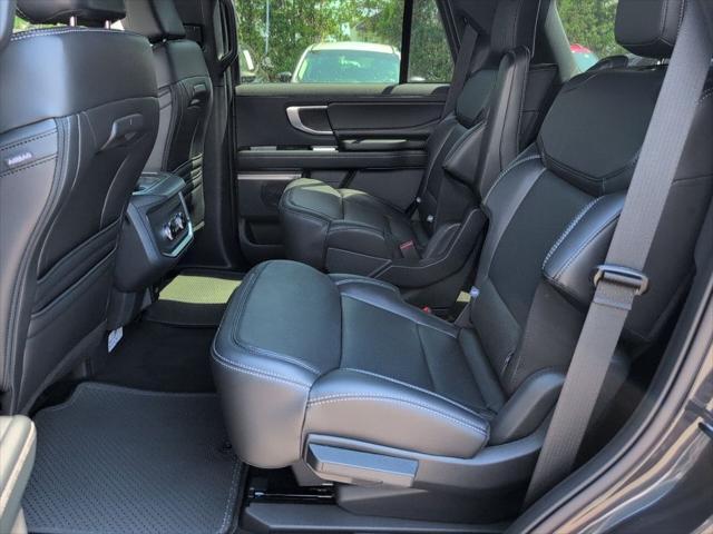new 2025 Ford Expedition car, priced at $76,466