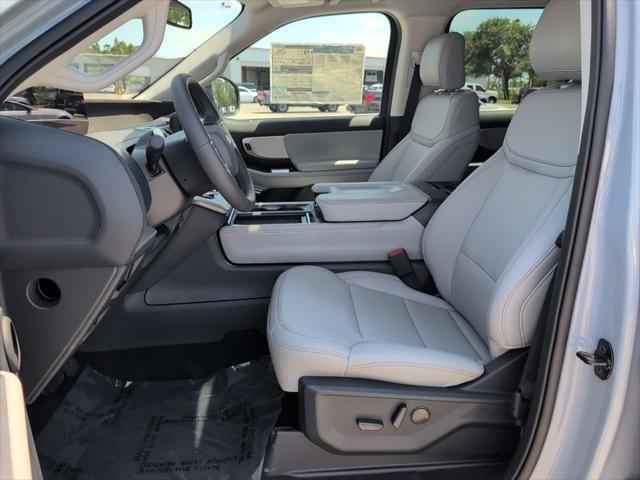 new 2025 Ford Expedition car, priced at $67,393