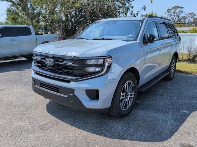 new 2025 Ford Expedition car, priced at $69,521