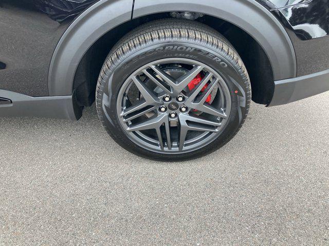 new 2025 Ford Explorer car