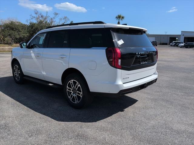 new 2025 Ford Expedition car, priced at $68,561