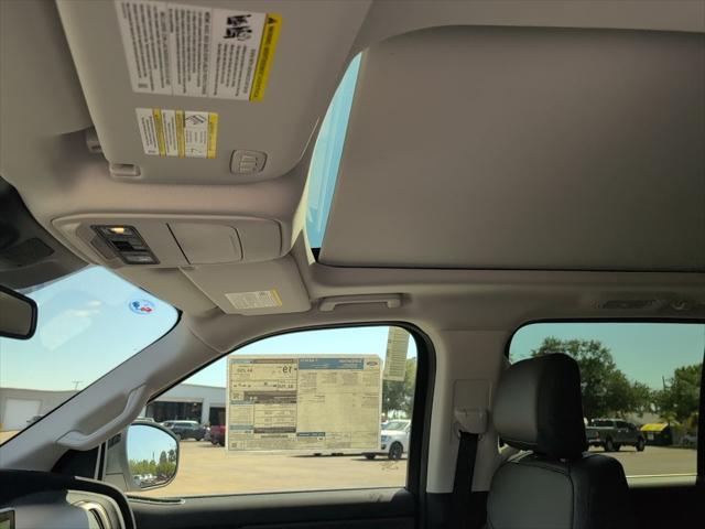 new 2025 Ford Expedition car, priced at $68,561