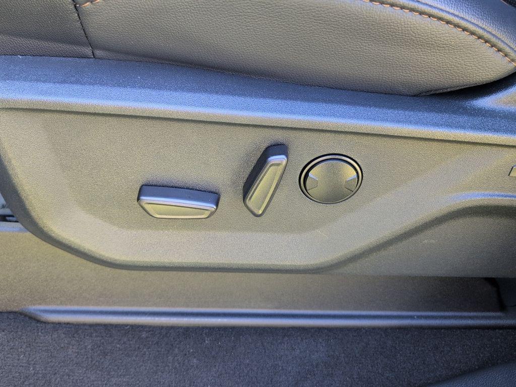 new 2025 Ford F-250 car, priced at $98,494