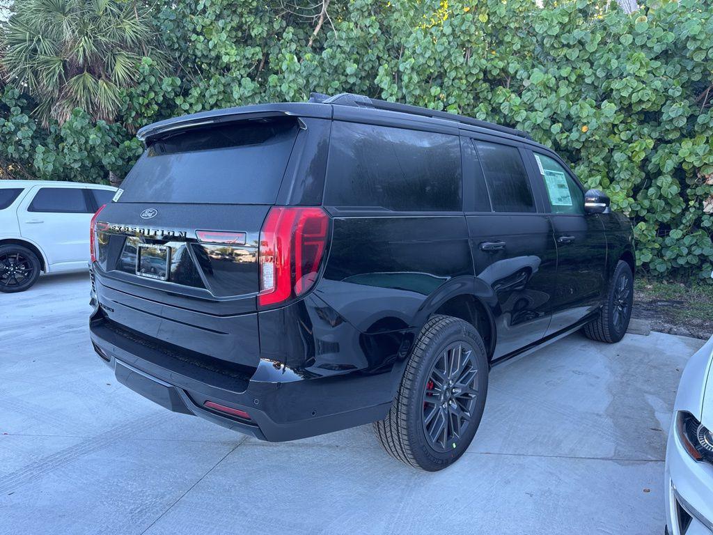 new 2025 Ford Expedition car, priced at $78,596