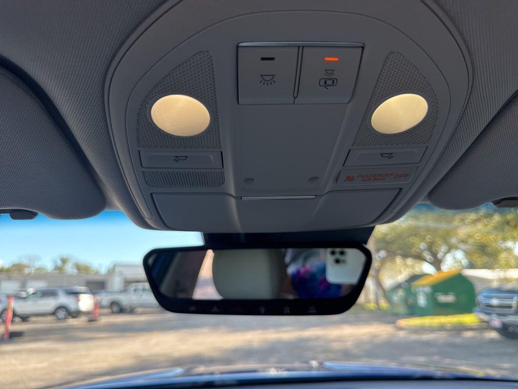 used 2019 Genesis G70 car, priced at $22,584