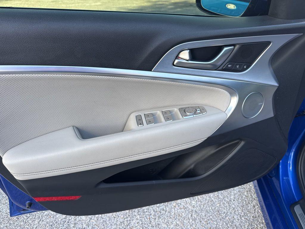 used 2019 Genesis G70 car, priced at $22,584