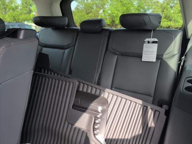 new 2025 Ford Expedition car, priced at $65,555