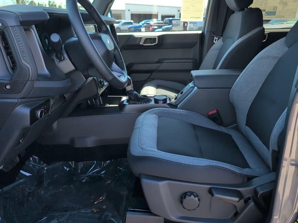 new 2025 Ford Bronco car, priced at $40,631