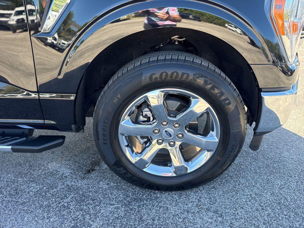 used 2023 Ford F-150 car, priced at $37,392