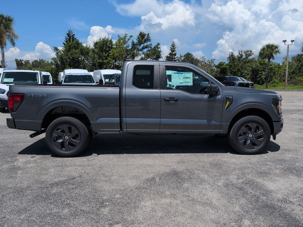 new 2025 Ford F-150 car, priced at $40,822