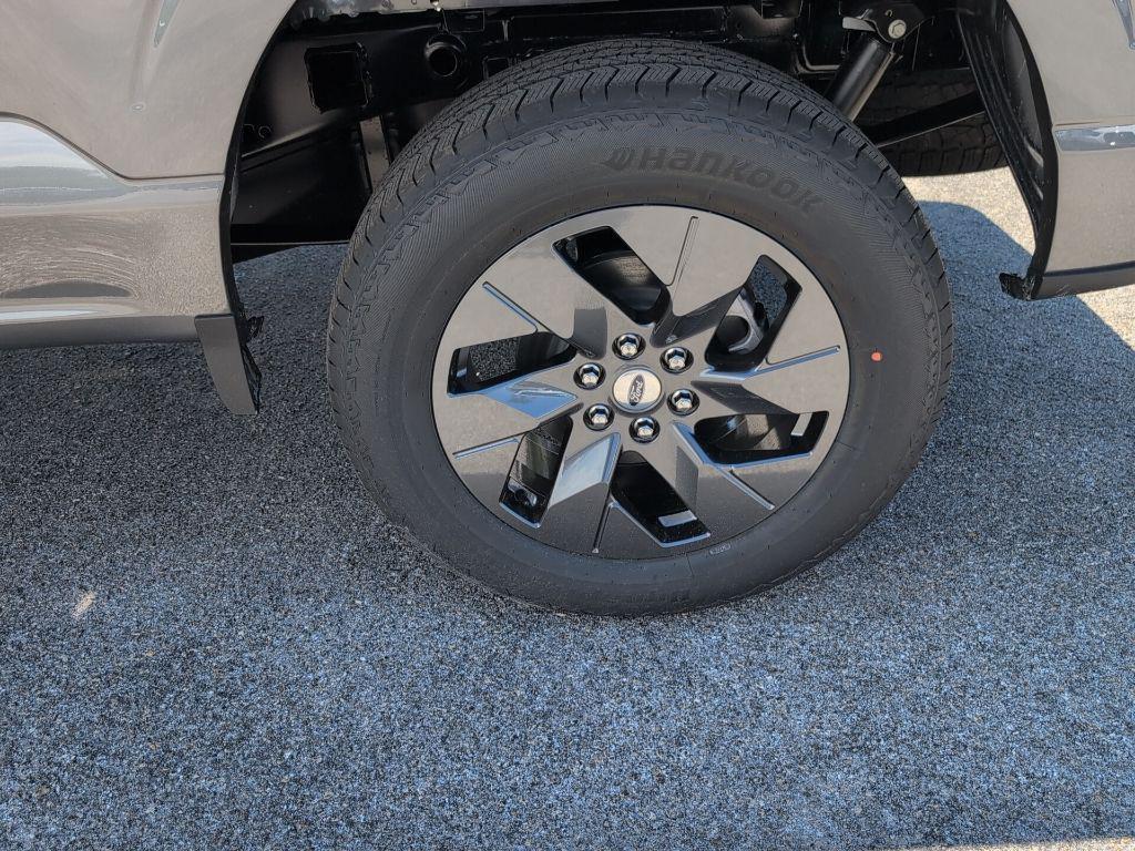 new 2025 Ford F-150 car, priced at $40,822