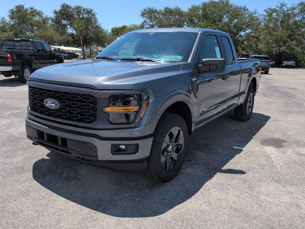 new 2025 Ford F-150 car, priced at $40,822