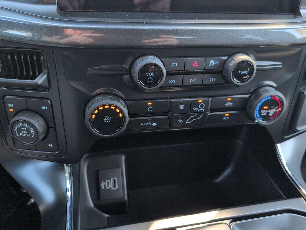 new 2025 Ford F-150 car, priced at $40,822