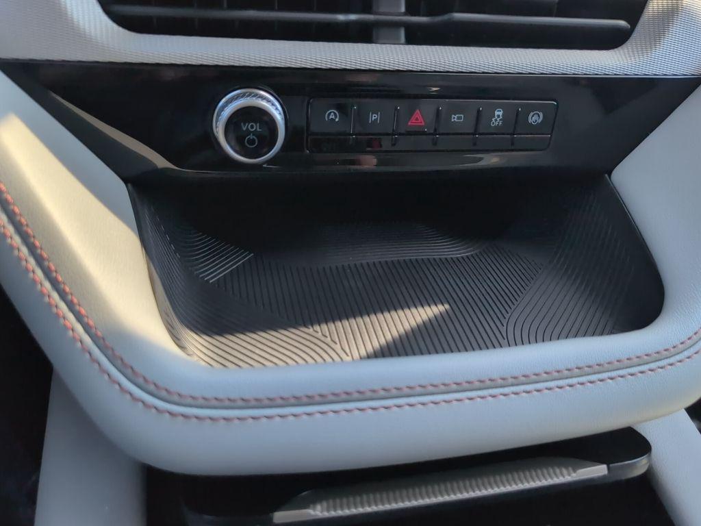 new 2025 Ford Explorer car, priced at $39,283