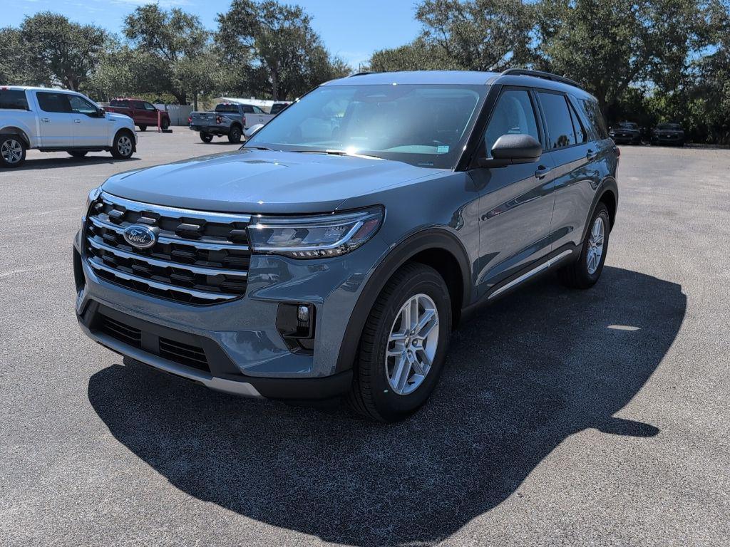 new 2025 Ford Explorer car, priced at $39,283