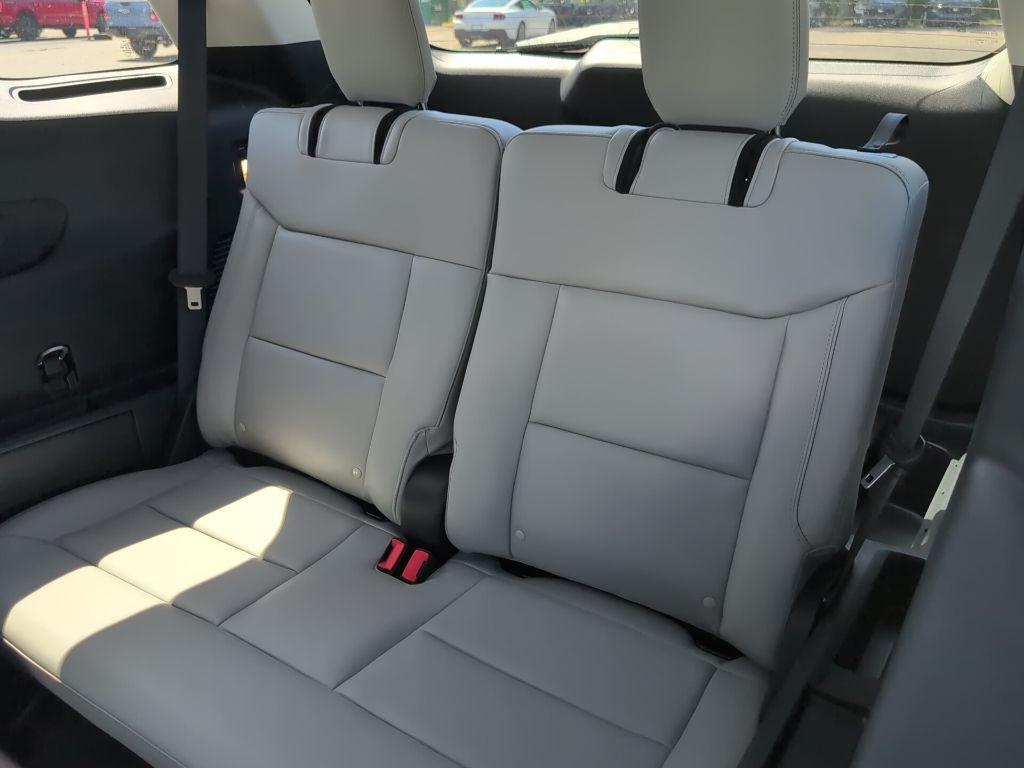 new 2025 Ford Explorer car, priced at $39,283
