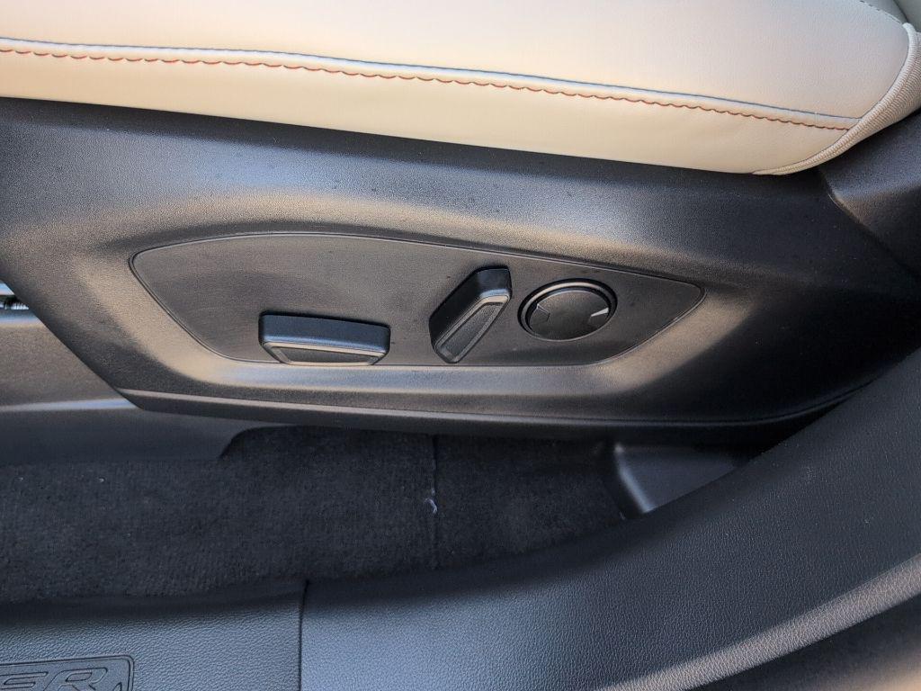 new 2025 Ford Explorer car, priced at $39,283