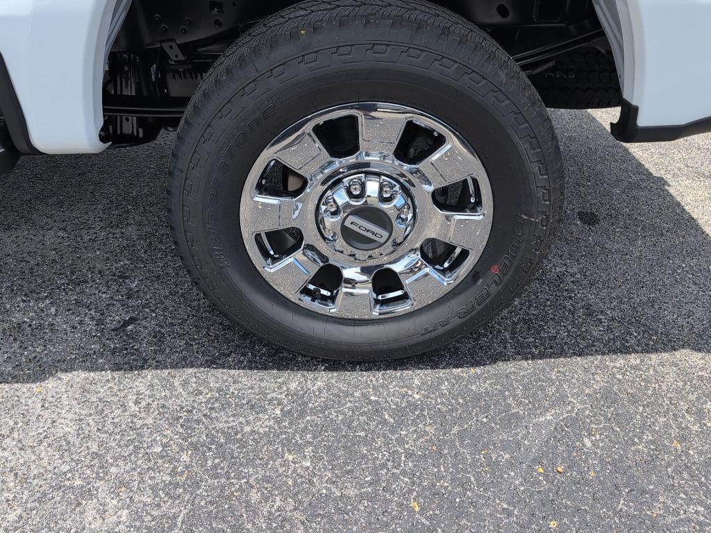 new 2025 Ford F-250 car, priced at $74,668