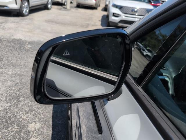 used 2022 Kia Sorento car, priced at $27,957