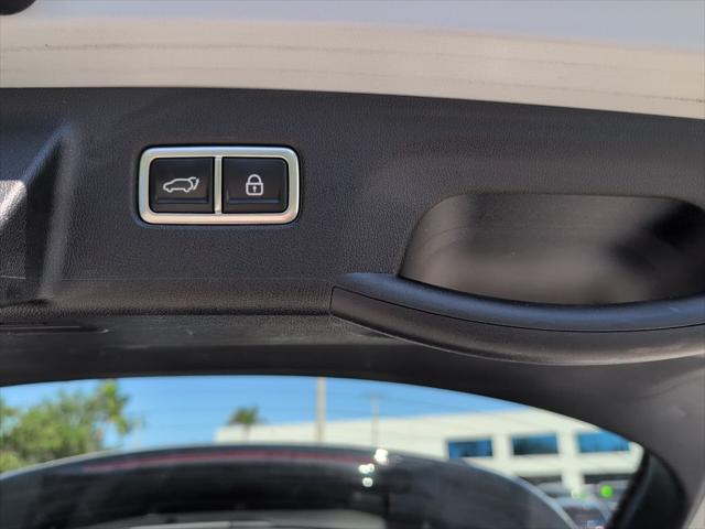 used 2022 Kia Sorento car, priced at $27,957
