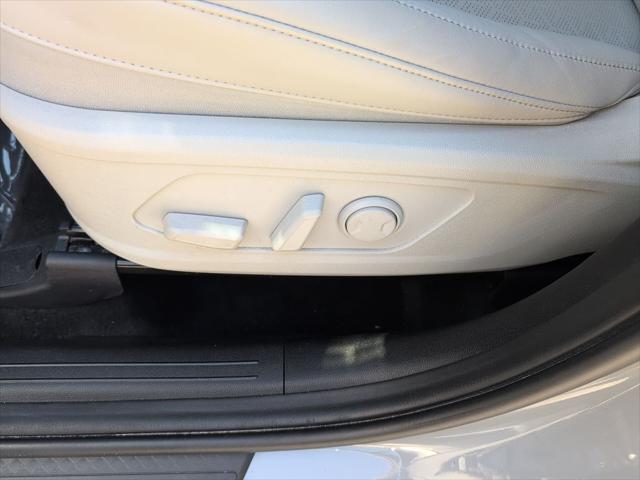 used 2022 Kia Sorento car, priced at $27,957