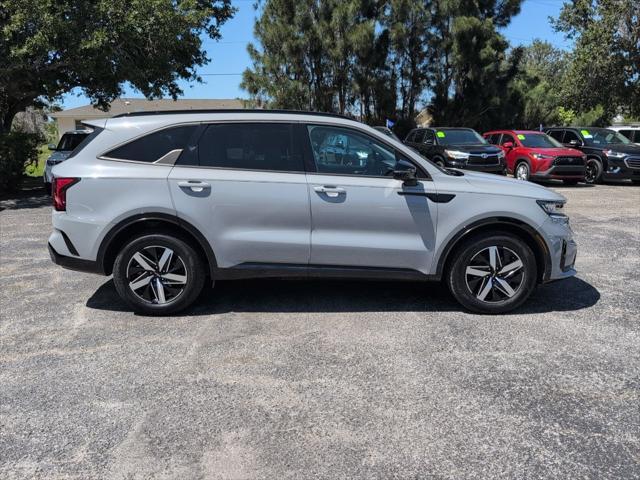 used 2022 Kia Sorento car, priced at $27,957