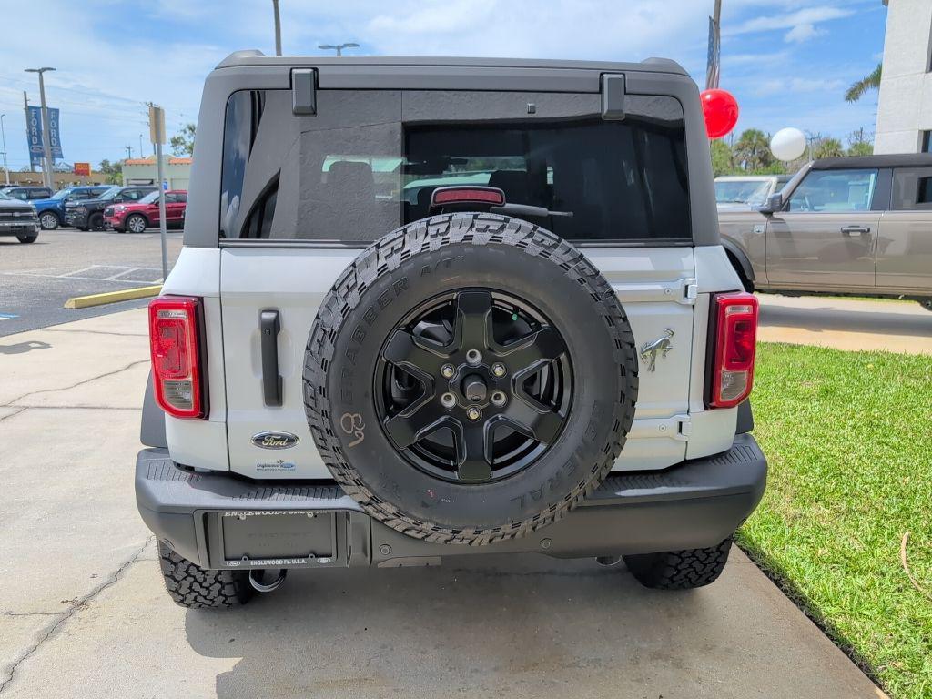 new 2025 Ford Bronco car, priced at $44,340