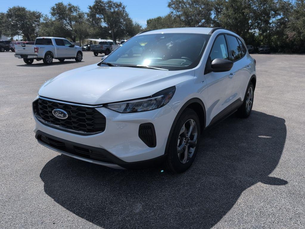 new 2026 Ford Escape car, priced at $29,631