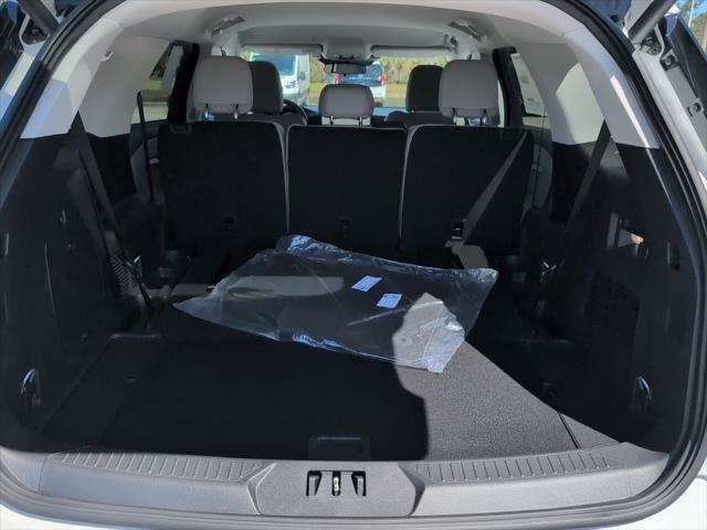 new 2025 Ford Explorer car, priced at $39,087