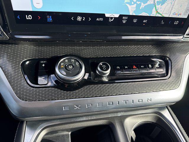 new 2025 Ford Expedition car, priced at $79,729