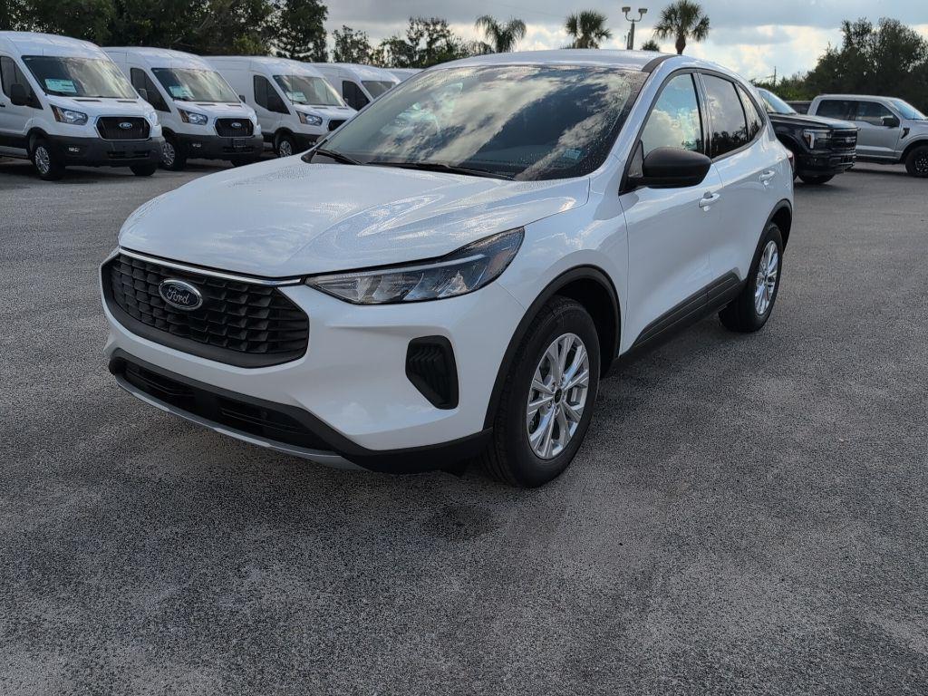 new 2025 Ford Escape car, priced at $23,568