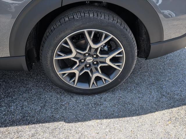 new 2025 Ford Explorer car, priced at $52,810