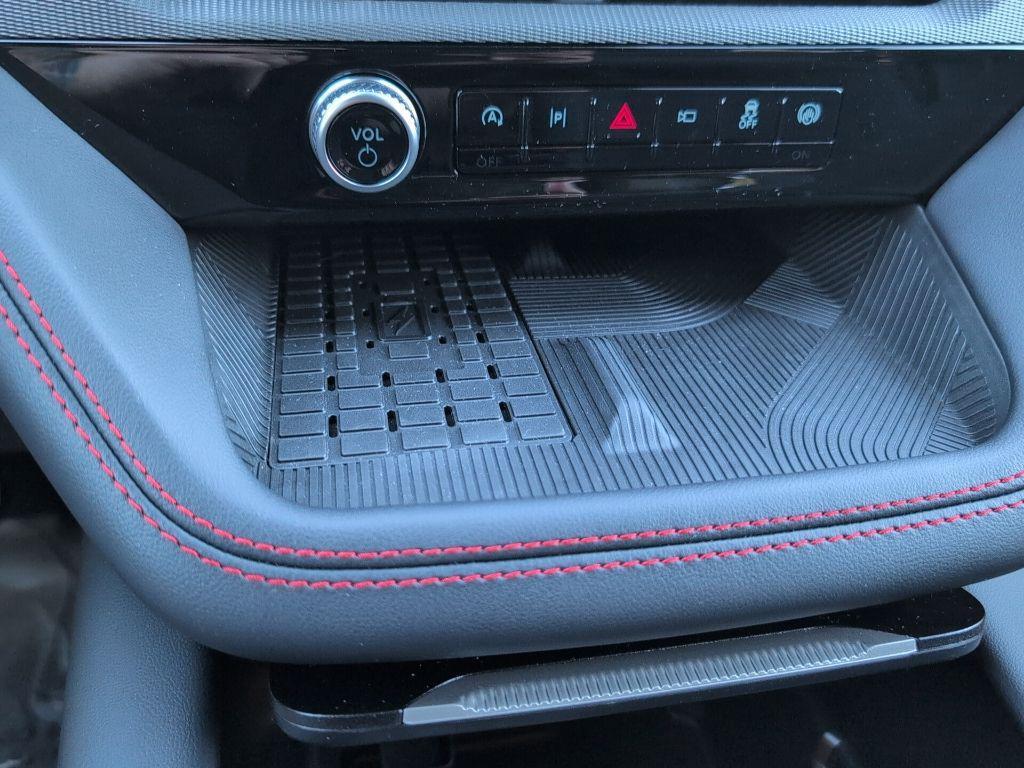 new 2025 Ford Explorer car, priced at $41,181