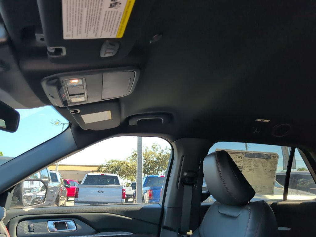 new 2025 Ford Explorer car, priced at $41,181