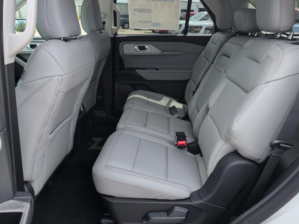 new 2025 Ford Explorer car, priced at $39,438