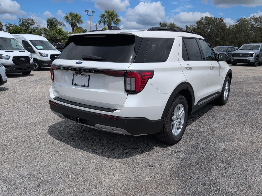 new 2025 Ford Explorer car, priced at $39,438