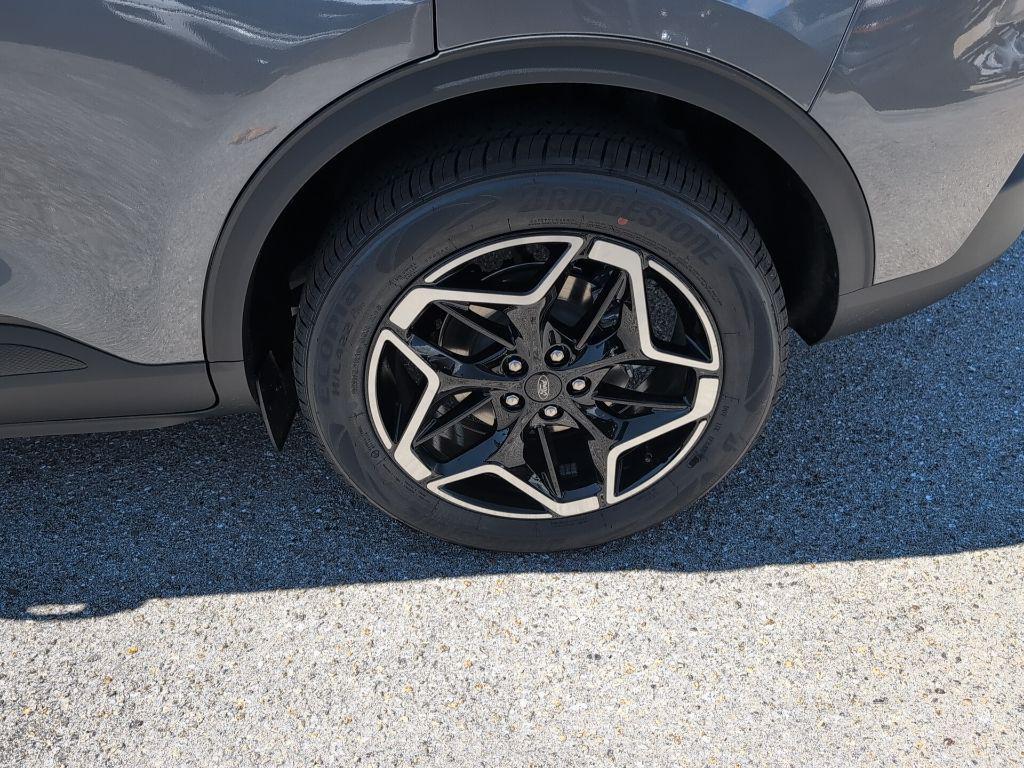 new 2026 Ford Escape car, priced at $38,644