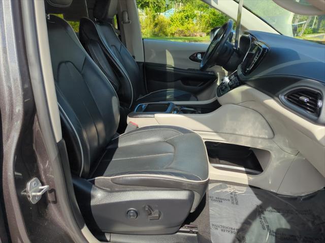 used 2022 Chrysler Pacifica car, priced at $25,643