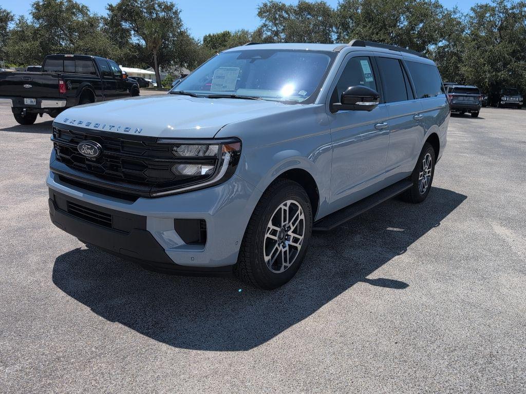 new 2025 Ford Expedition Max car, priced at $72,510