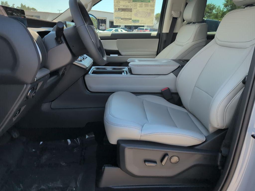 new 2025 Ford Expedition Max car, priced at $72,510