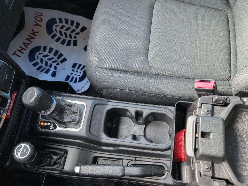 used 2022 Jeep Gladiator car, priced at $27,440