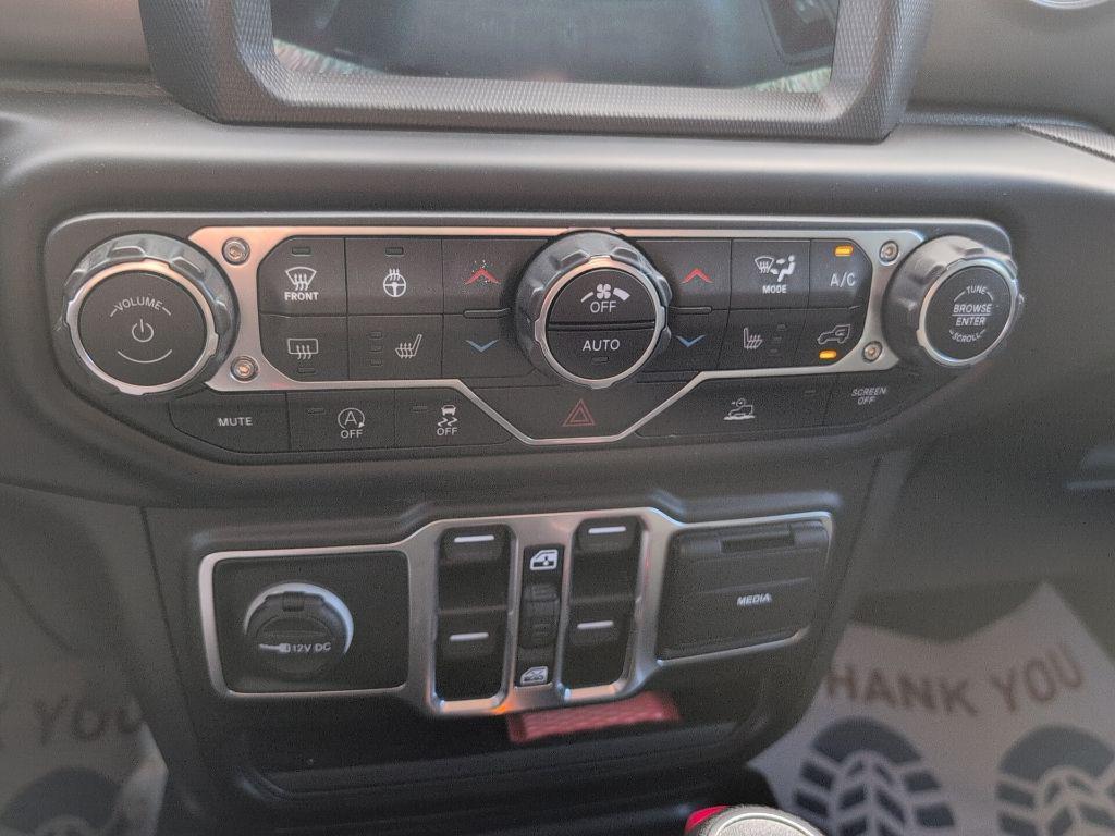 used 2022 Jeep Gladiator car, priced at $27,440